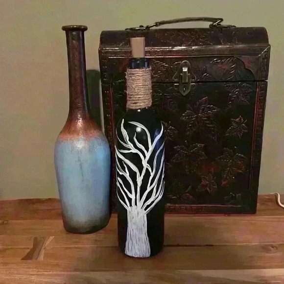 HANDCRAFTED Hand Painted Wine Bottle Decor with Fairy Lights - Picture 4 of 11